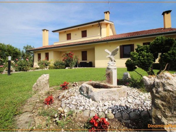 casa indipendente in vendita a Fontanelle