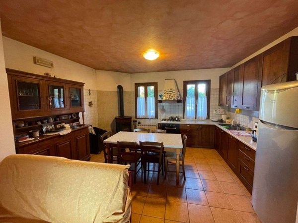 casa indipendente in vendita a Fontanelle