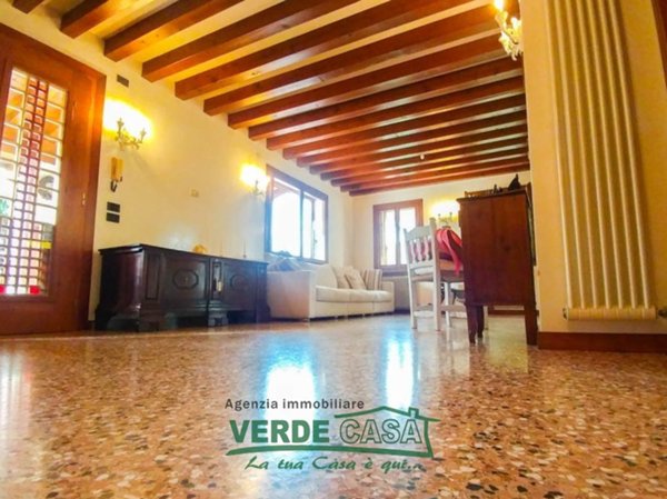 casa indipendente in vendita a Fonte