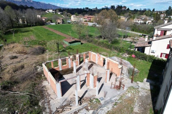 casa indipendente in vendita a Fonte