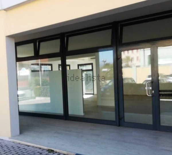 ufficio in vendita a Fonte