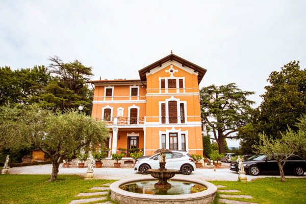 casa indipendente in vendita a Fonte