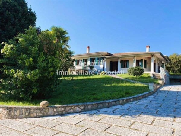 casa indipendente in vendita a Fonte