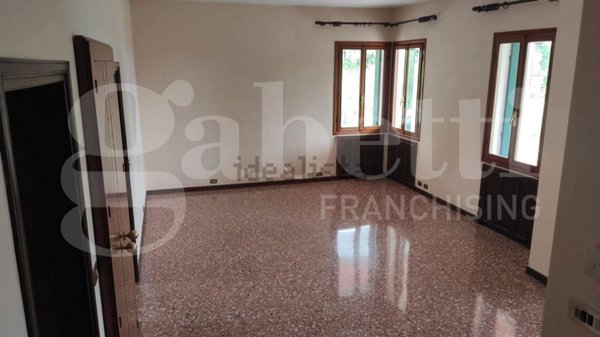 casa indipendente in vendita a Fonte