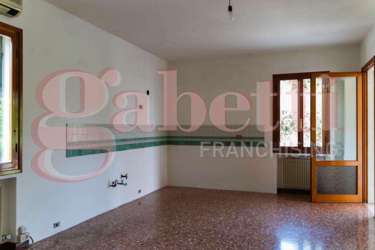 casa indipendente in vendita a Fonte