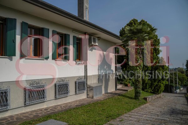 casa indipendente in vendita a Fonte