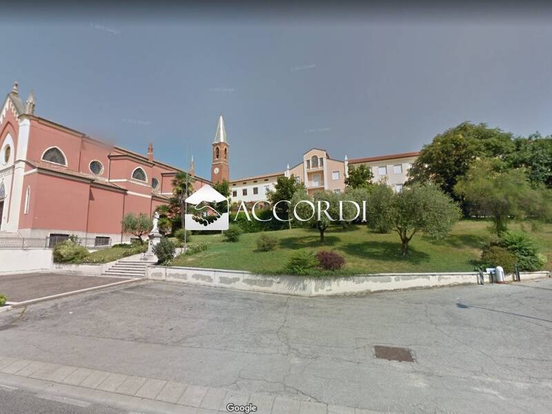terreno edificabile in vendita a Fonte