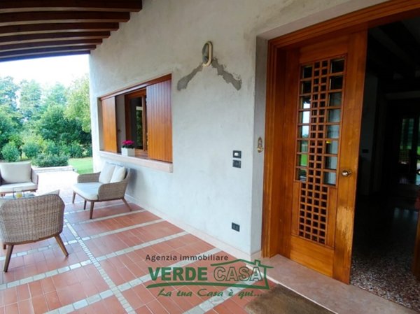 casa indipendente in vendita a Fonte