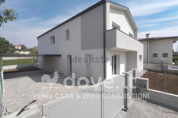 casa indipendente in vendita a Fonte