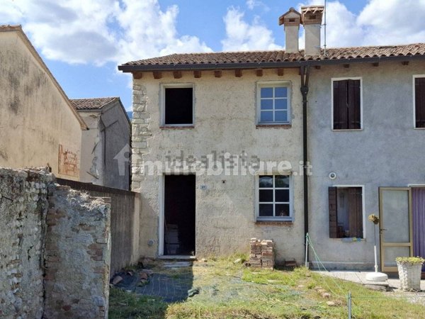 casa indipendente in vendita a Fonte