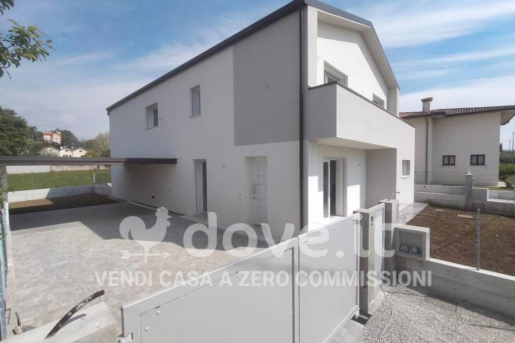 casa indipendente in vendita a Fonte