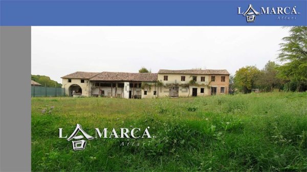 casale in vendita a Fonte