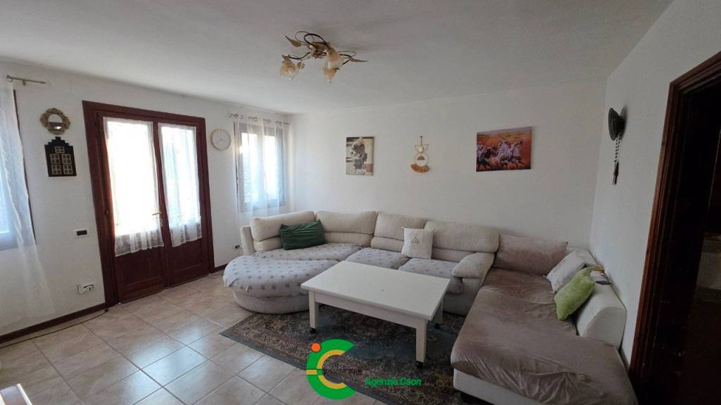 casa indipendente in vendita a Fonte