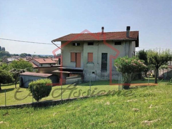 casa indipendente in vendita a Fonte