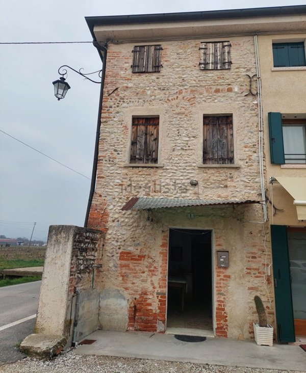 casa indipendente in vendita a Fonte