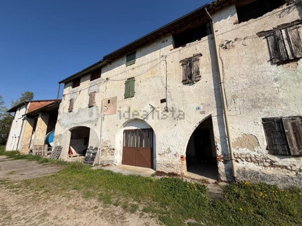 casale in vendita a Fonte