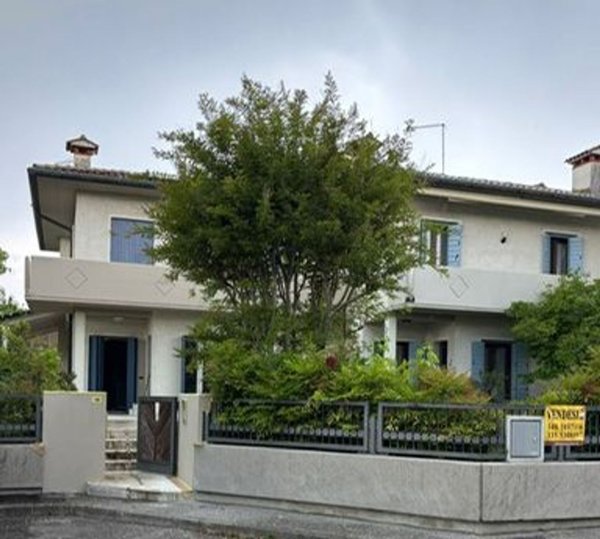 casa indipendente in vendita a Fonte