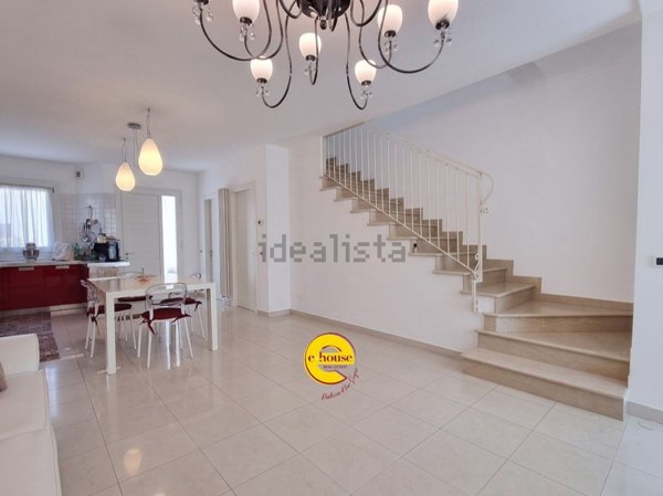 casa indipendente in vendita a Fonte