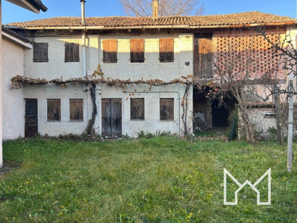 casa indipendente in vendita a Fonte