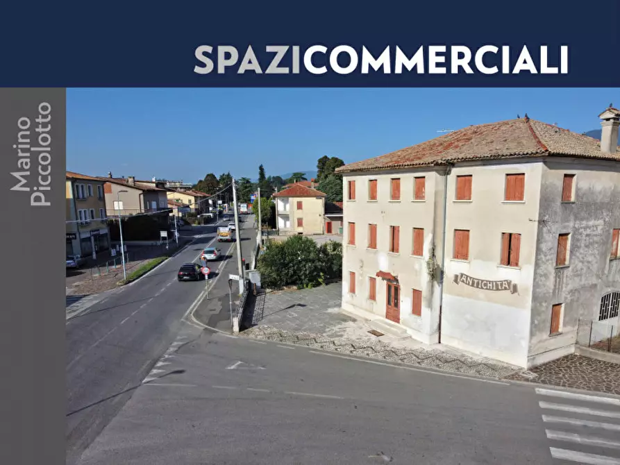 locale di sgombero in vendita a Fonte