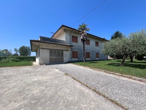 casa indipendente in vendita a Fonte