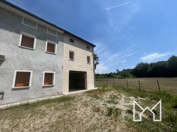 casale in vendita a Fonte