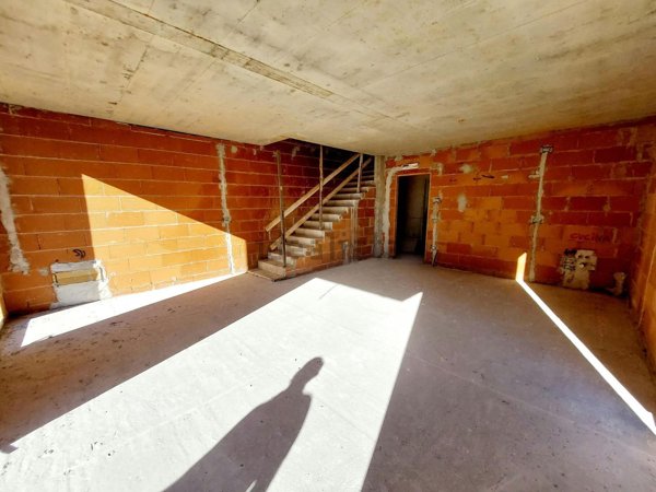 casa indipendente in vendita a Fonte