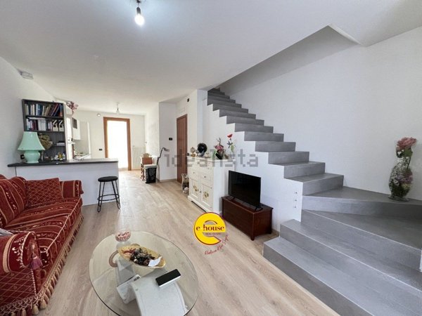 casa indipendente in vendita a Fonte