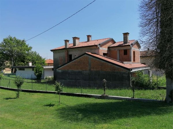 casa indipendente in vendita a Fregona