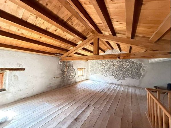 casa indipendente in vendita a Fregona