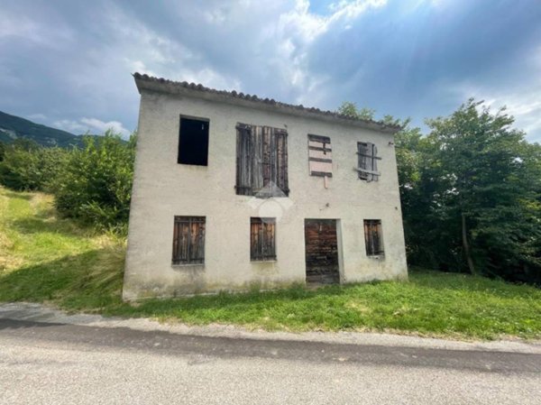 terreno agricolo in vendita a Fregona in zona Osigo