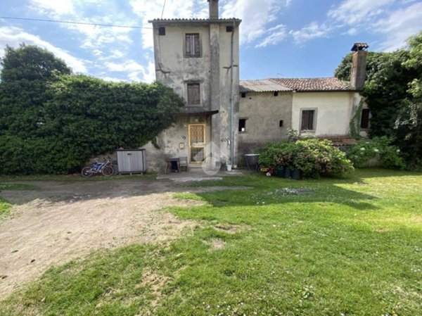 appartamento in vendita a Fregona in zona Osigo