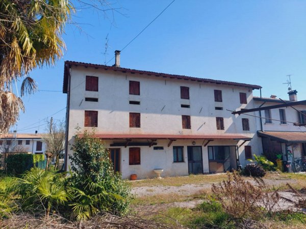 casa indipendente in vendita a Gaiarine