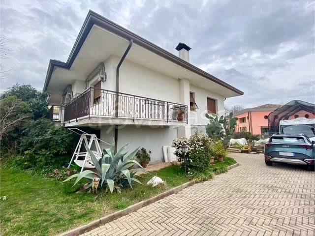 casa indipendente in vendita a Gaiarine