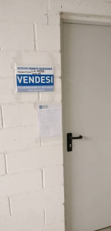 locale commerciale in vendita a Gaiarine in zona Francenigo