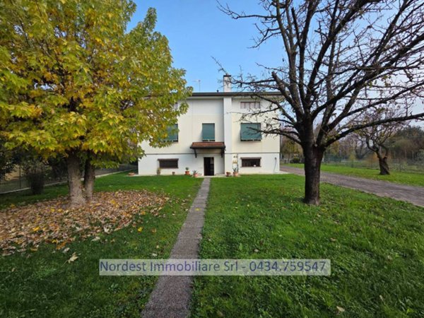 casa indipendente in vendita a Gaiarine in zona Francenigo