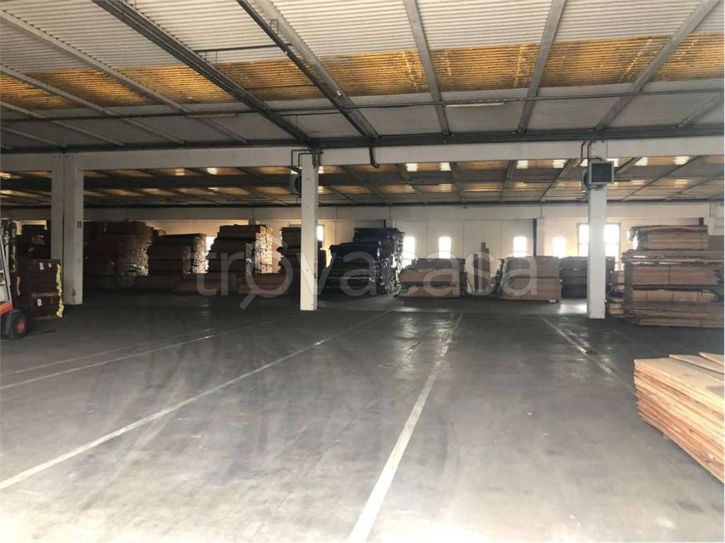 locale commerciale in vendita a Gaiarine