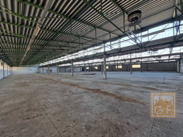 locale commerciale in vendita a Gaiarine