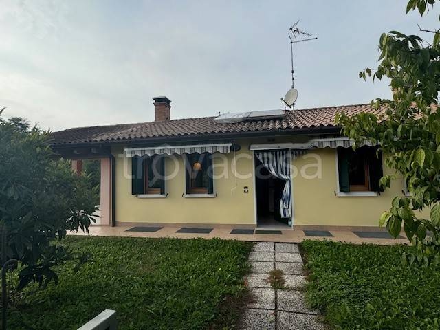 casa indipendente in vendita a Giavera del Montello