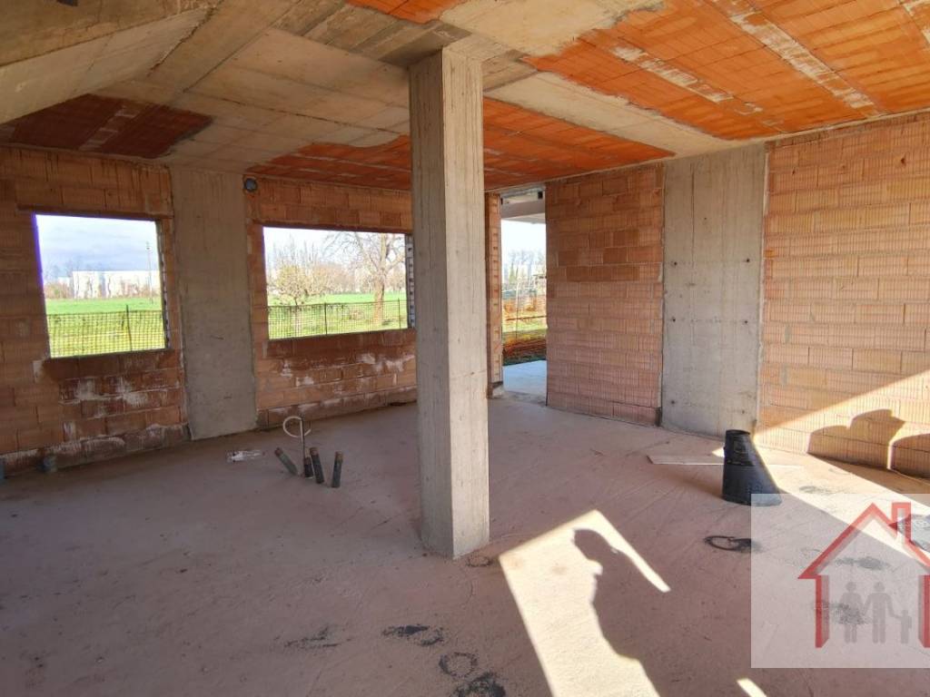 casa indipendente in vendita a Giavera del Montello in zona Cusignana