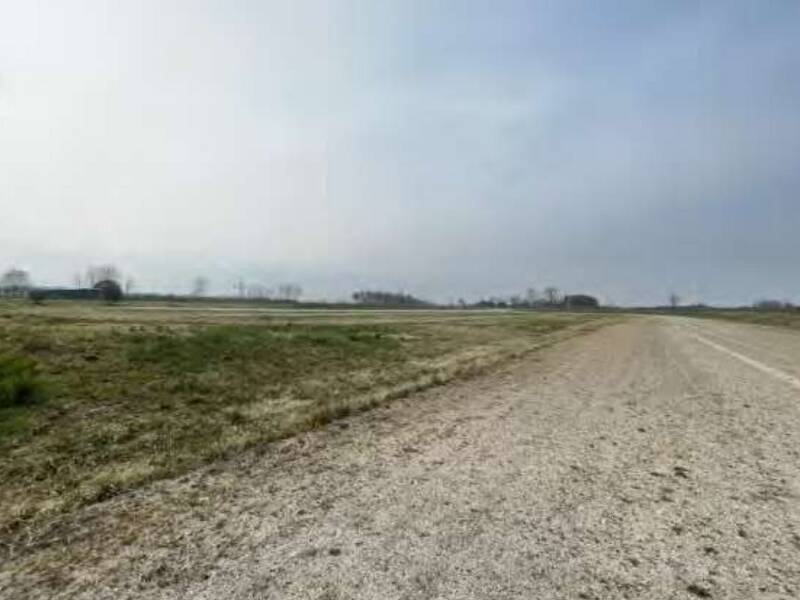terreno agricolo in vendita a Giavera del Montello in zona Cusignana