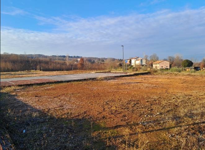 terreno edificabile in vendita a Giavera del Montello in zona Santi Angeli