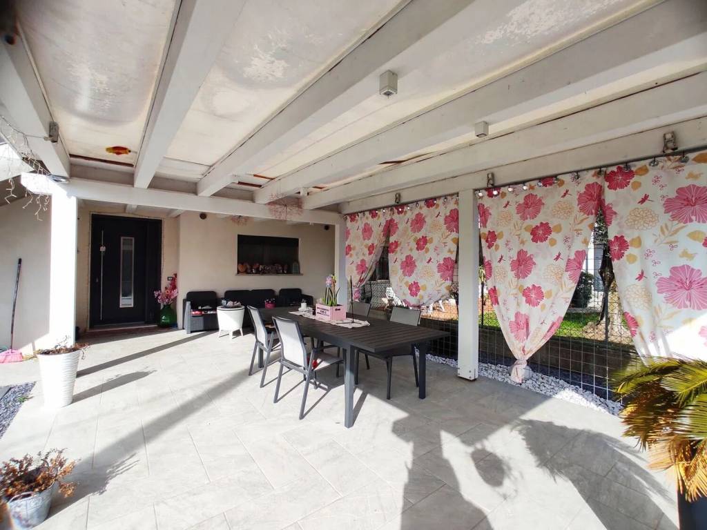 casa indipendente in vendita a Giavera del Montello