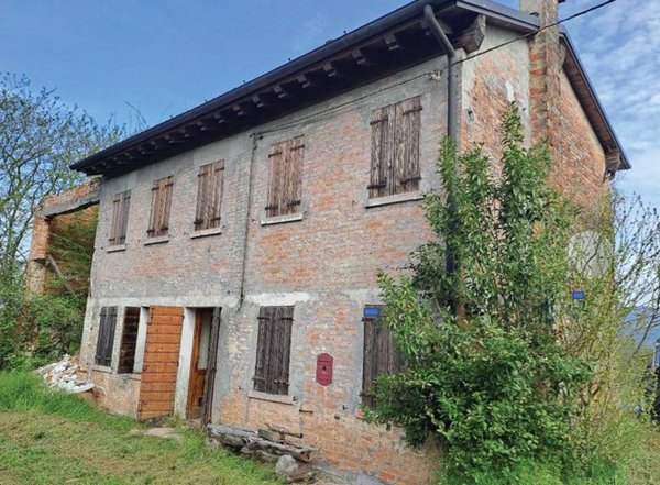 casa indipendente in vendita a Giavera del Montello