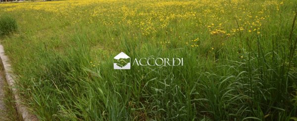 terreno edificabile in vendita a Giavera del Montello