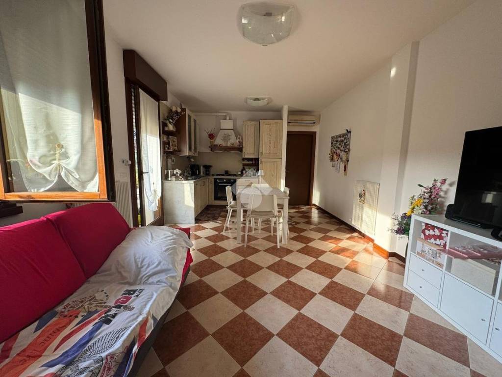 appartamento in vendita a Giavera del Montello in zona Cusignana