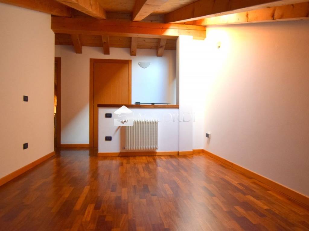 appartamento in vendita a Giavera del Montello