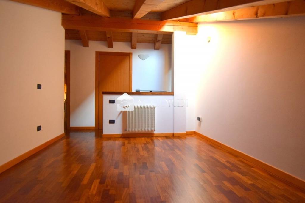 appartamento in vendita a Giavera del Montello