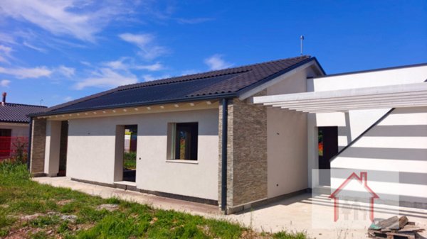 casa indipendente in vendita a Giavera del Montello in zona Cusignana