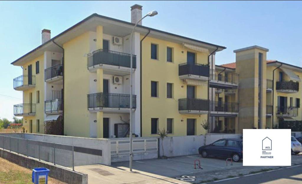 appartamento in vendita a Giavera del Montello in zona Cusignana